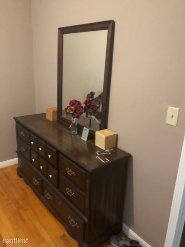 Foto del edificio - 5 br, 4 bath House - 278 S Jones St