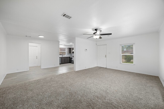Building Photo - 11910 Greenrock Ln