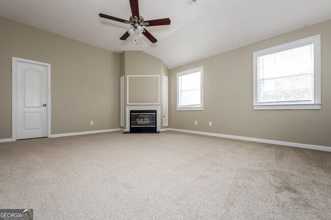 Foto del edificio - 100 Gleneagles Way