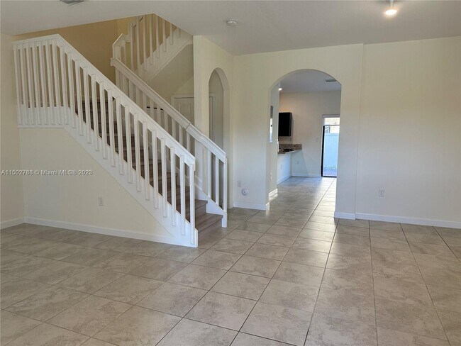 Building Photo - 9263 W 33rd Ln