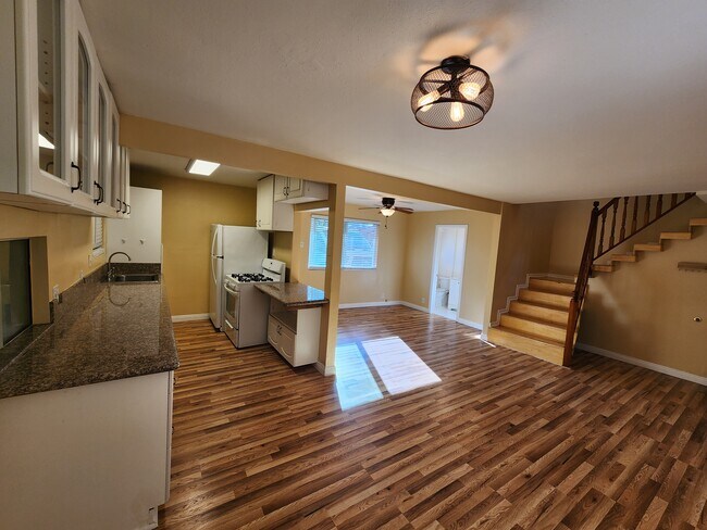 Foto del edificio - 5941 Whitnall Hwy