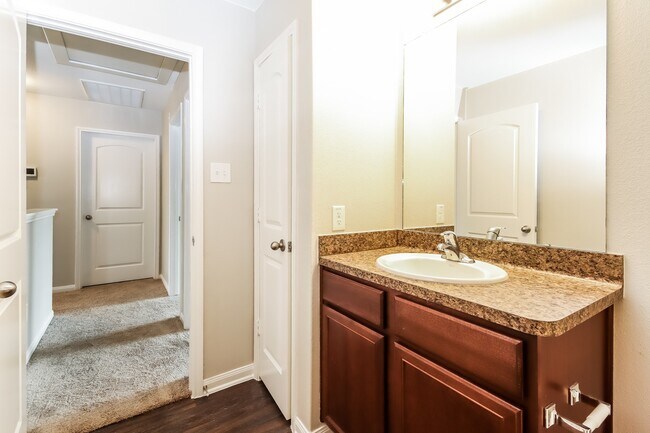 Building Photo - 24099 Wilde Dr