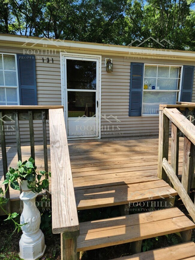 Foto del edificio - Woodfern Haven: 3-Bed, 2-Bath Mobile Home ...