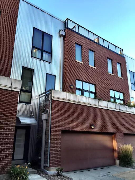 Exterior of Townhome - 1030 Marcy Plz
