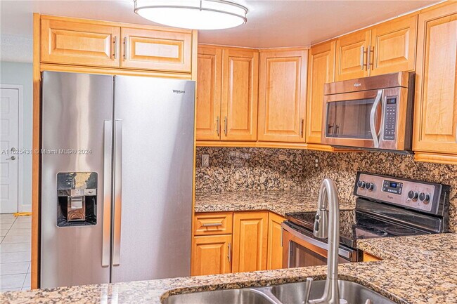 Foto del edificio - 12027 SW 10th St