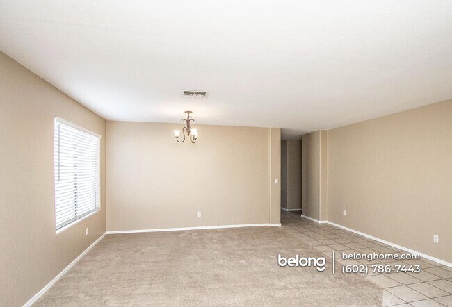 Foto del edificio - 2215 W Nancy Ln