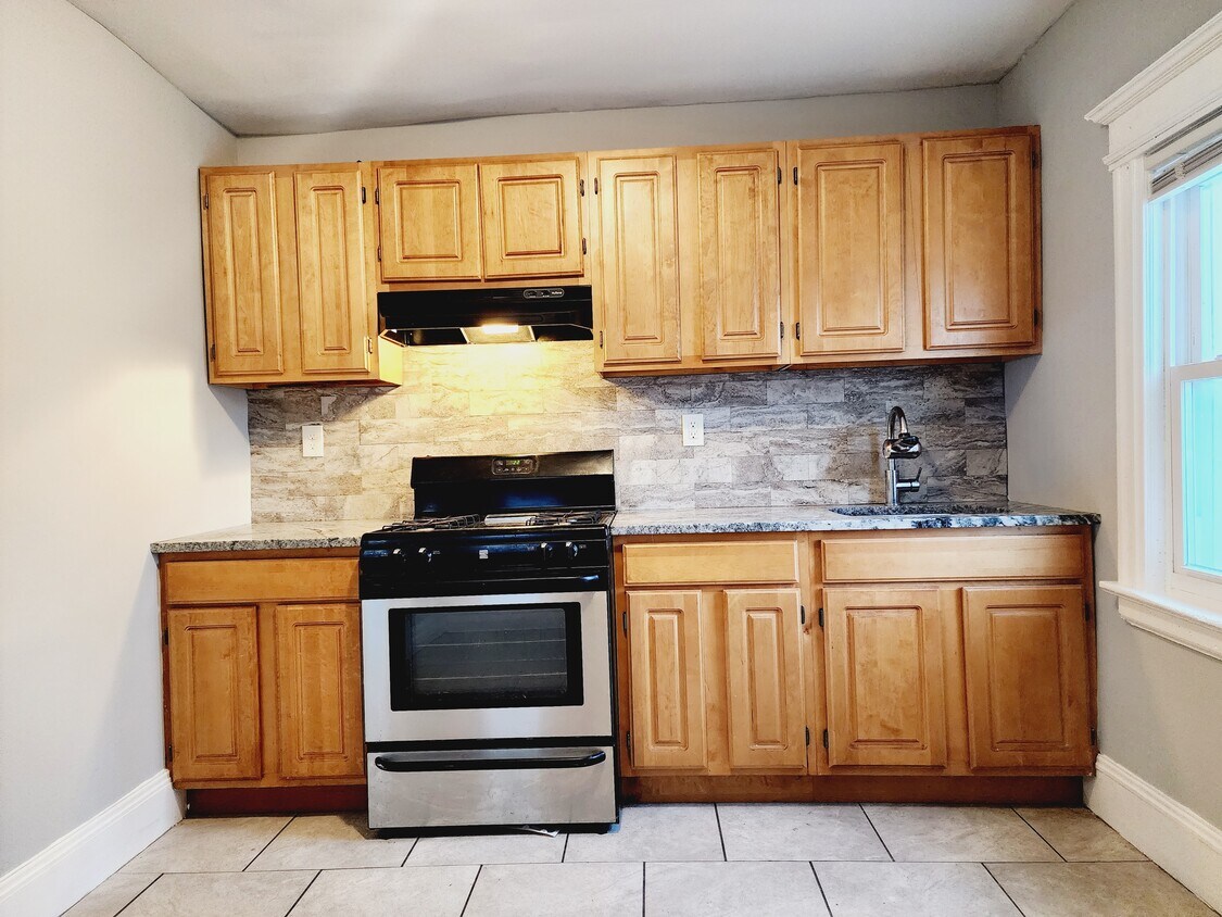 Foto principal - 778 S 13th St
