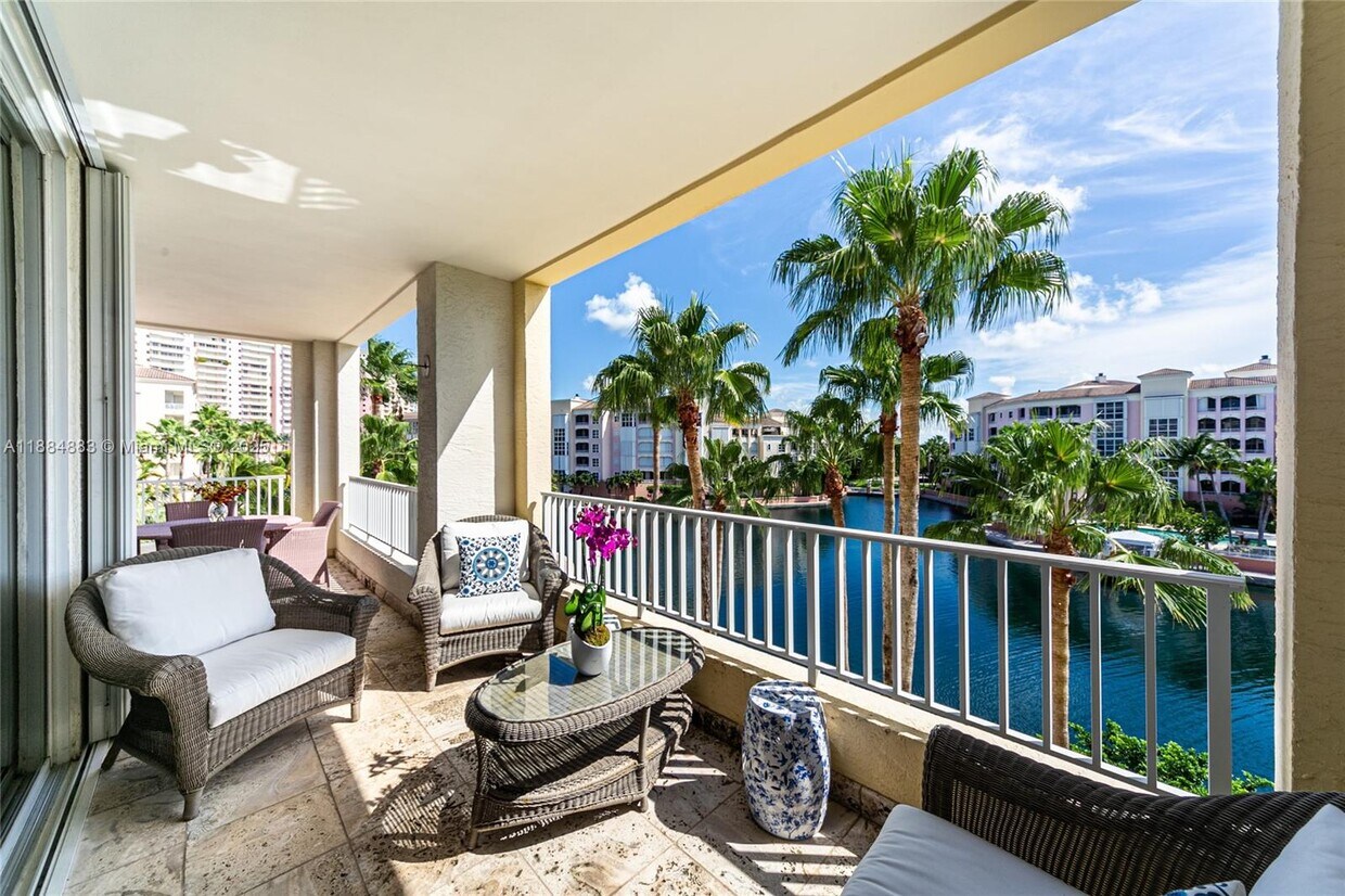 Foto principal - 707 Crandon Blvd
