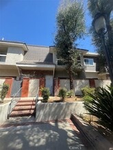 Building Photo - 10201 Mason Ave