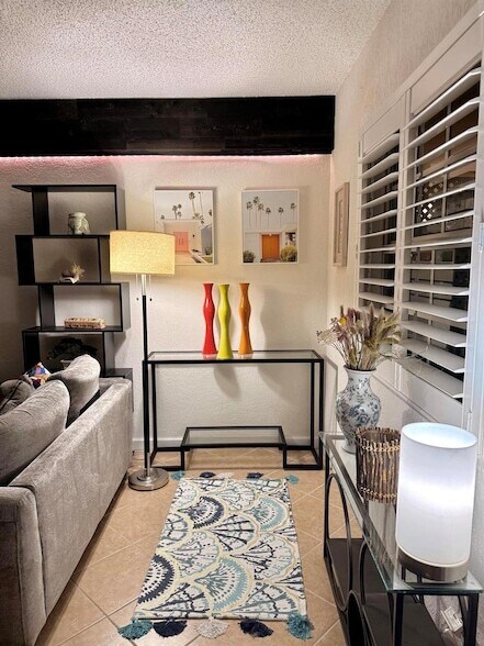 Foto del edificio - 2660 NE 8th Ave