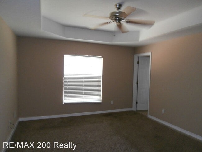 Building Photo - 3 br, 2 bath House - 130 Stephen Ave.