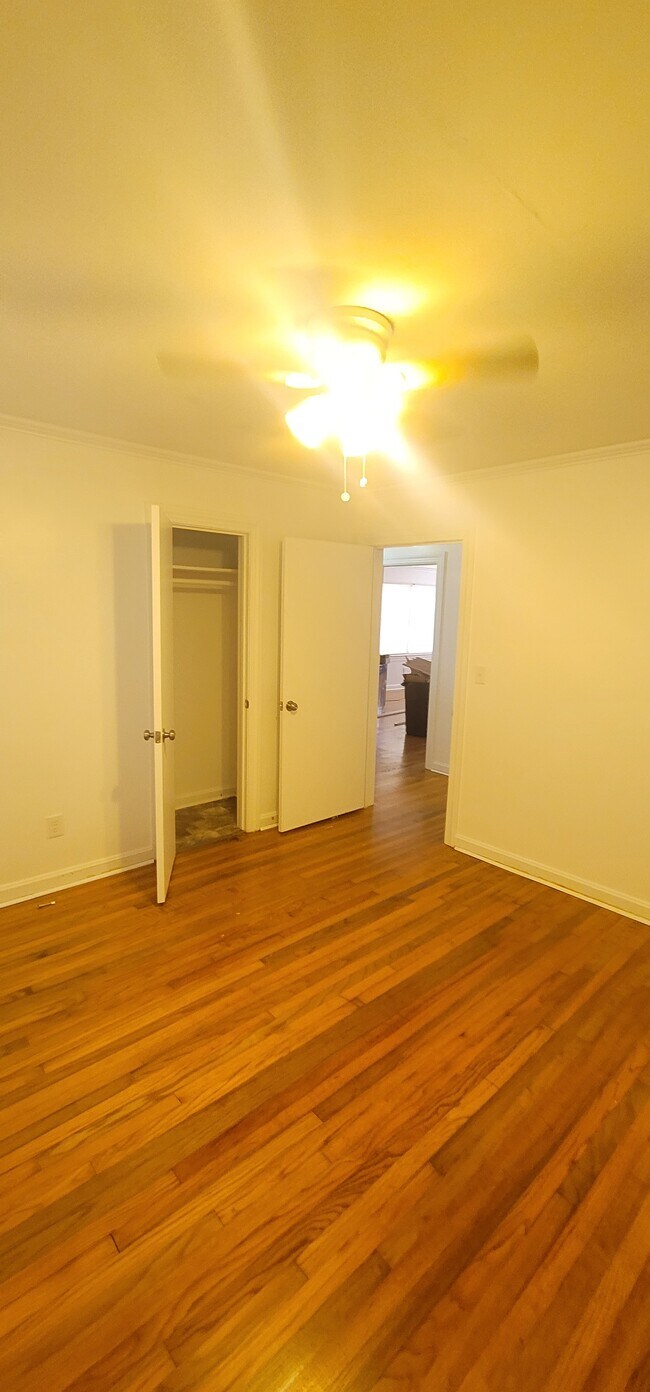 Foto del edificio - 1208 N Park Ave