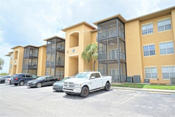 Foto principal - Beautiful 2-Bedroom, 2-Bathroom Condominiu...