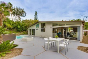 Primary Photo - 4910 Pacifica Dr
