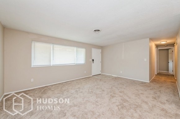 Building Photo - NOW AVAILABLE! - 1867 Owendale Drive, Dayt...