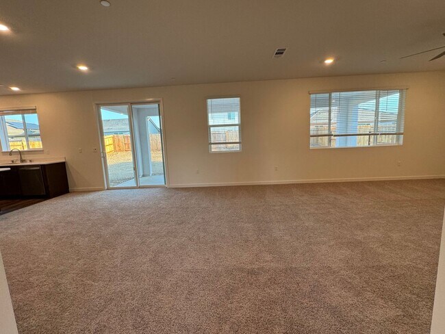 Building Photo - Brand new 5 bedroom home with solar! Full ...