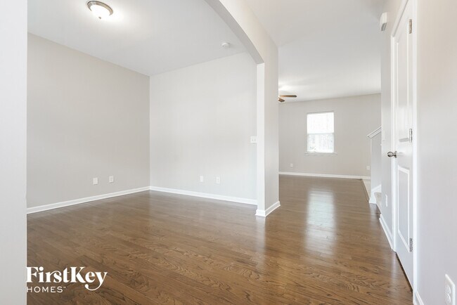 Foto del edificio - 1045 Bald Cypress Dr