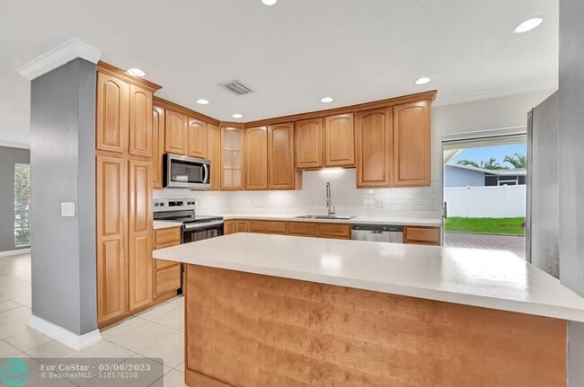Foto del edificio - 22219 SW 63rd Ave