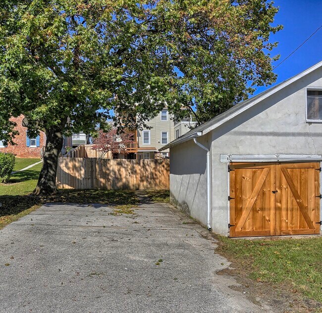 Foto del edificio - 869 York St