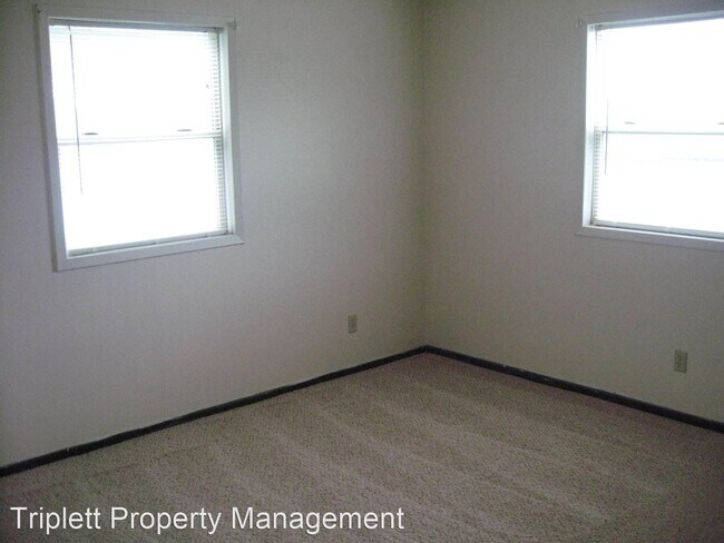 Foto del edificio - 3 br, 1 bath House - 1240 Michigan Avenue