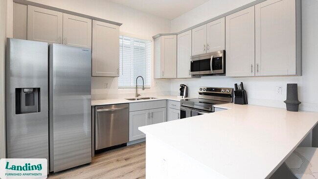 Building Photo - 8200 W Encanto Blvd