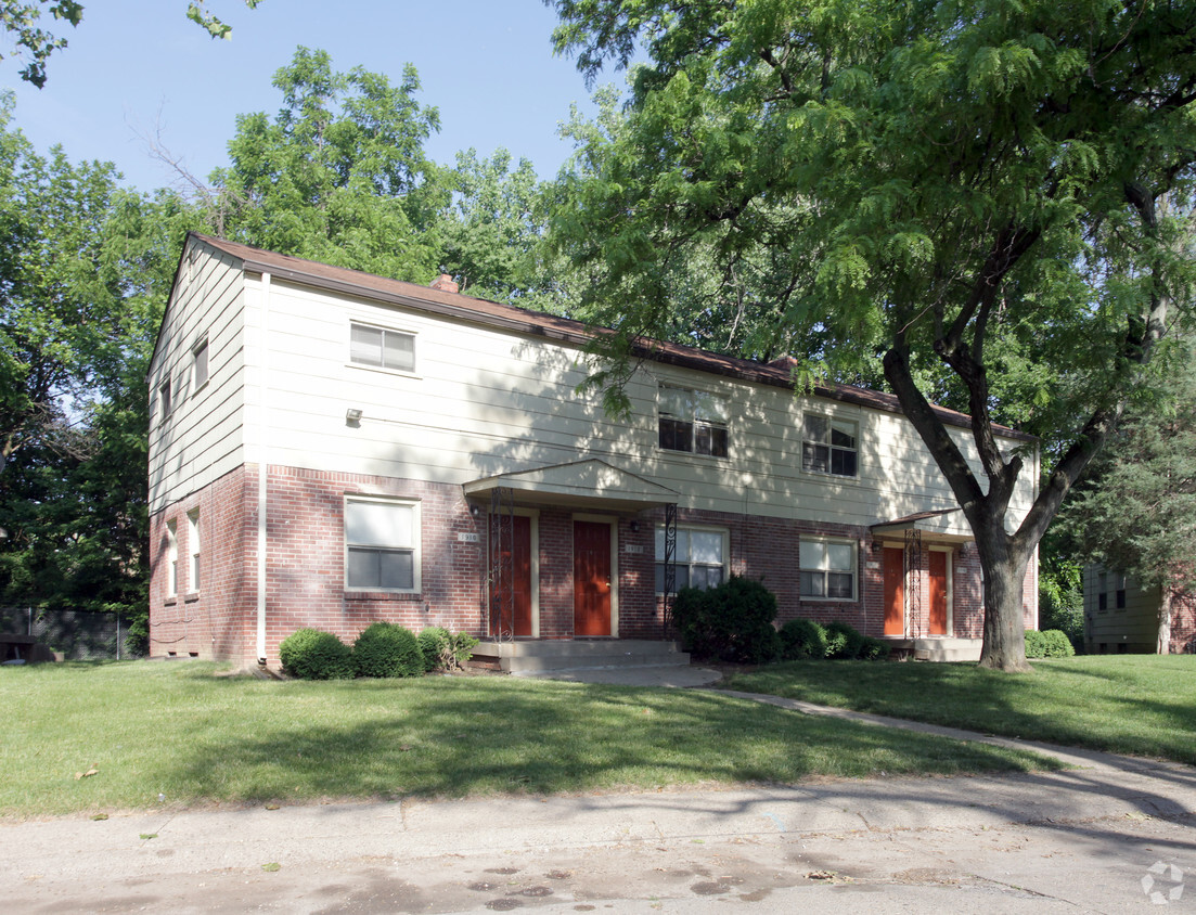 Primary Photo - Glen Ridge Manor Townhomes and Flats (Indy...