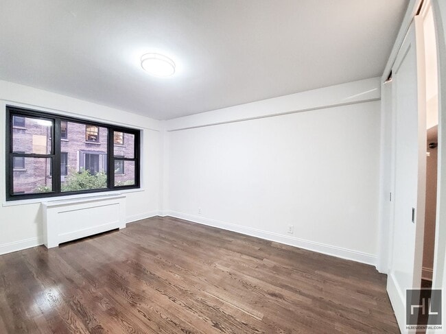 Building Photo - EAST 56 STREET