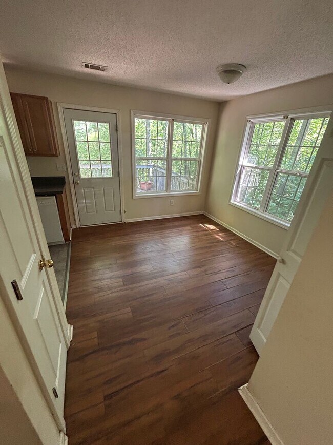 Building Photo - 110 Widgeon Dr