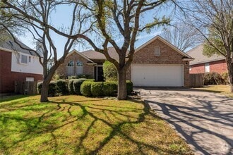 Building Photo - 11120 Savin Hill Ln