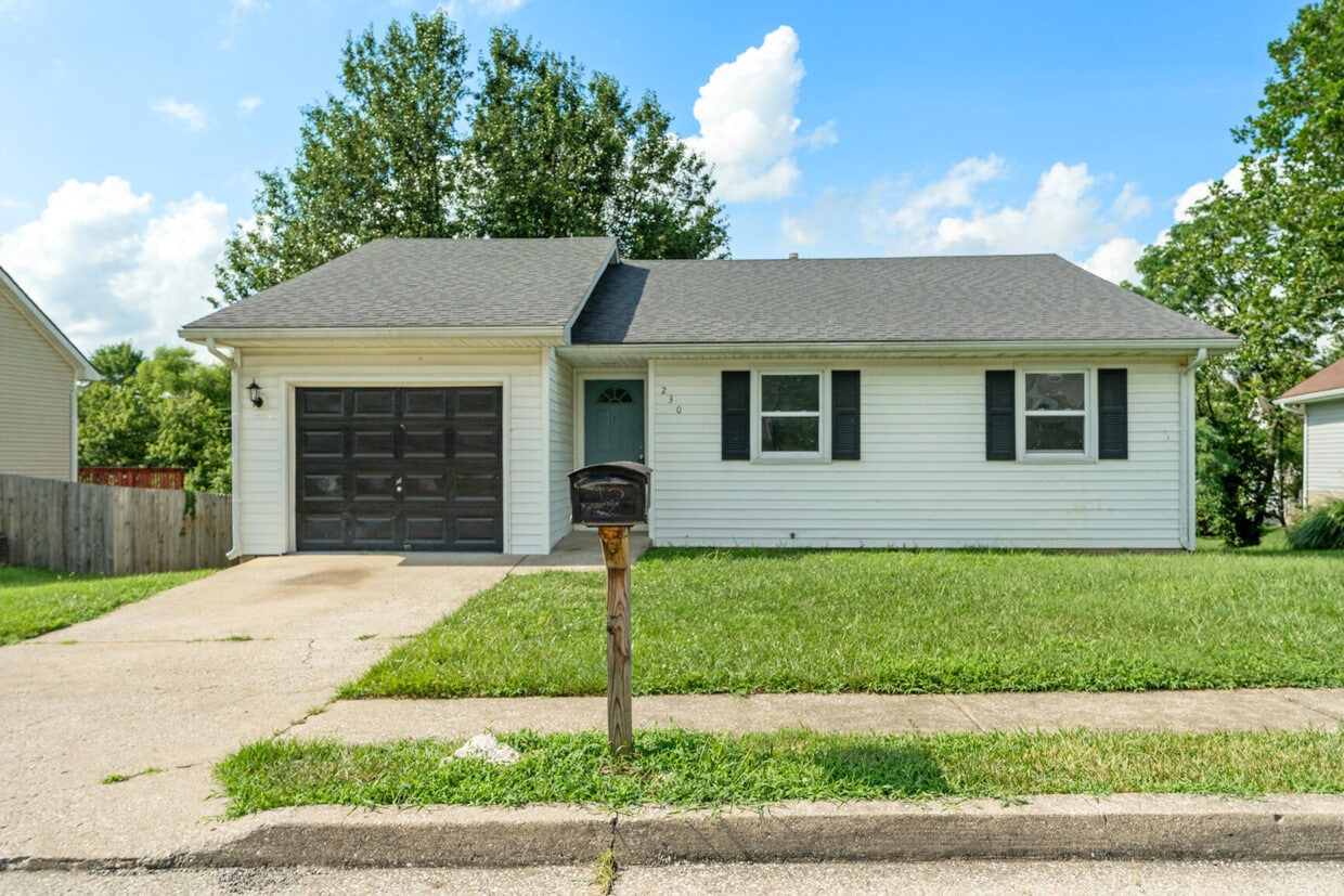 Primary Photo - 230 Donalynn Dr