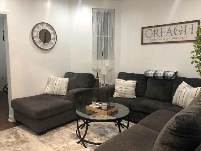 Foto del edificio - 716 11TH St