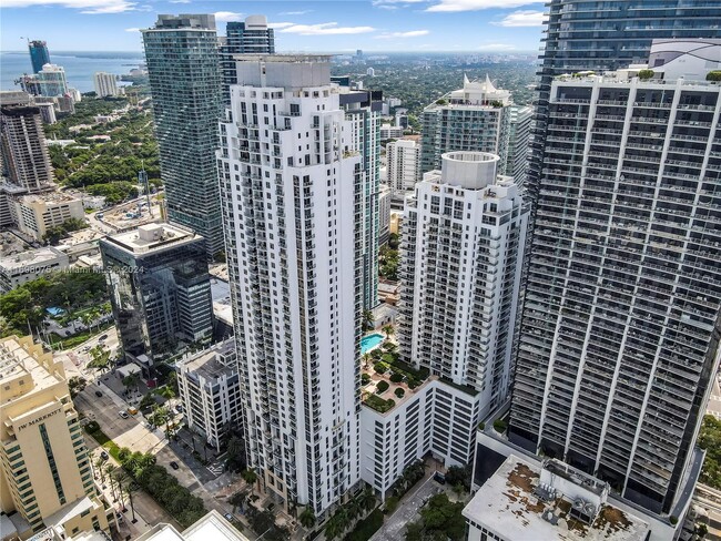 Foto del edificio - 1050 Brickell Ave