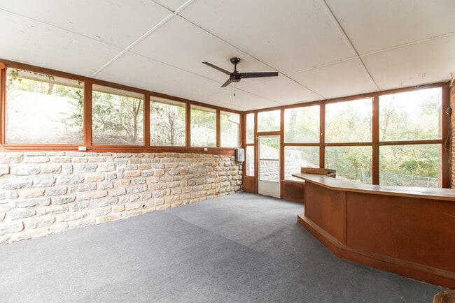 Building Photo - 6072 Tridale Ct