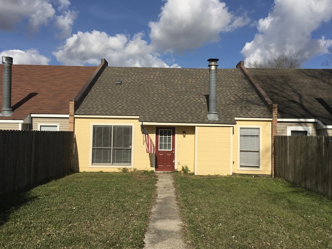 Photo - 8734 Pecan Tree Dr (Baton Rouge, LA)