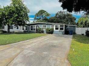 Building Photo - 6710 Kingswood Dr N