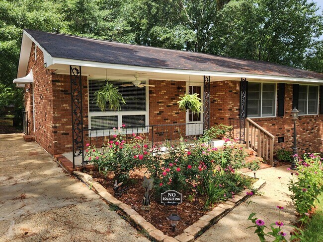 Foto del edificio - 3 Bedroom 2 Bath home in North Columbus