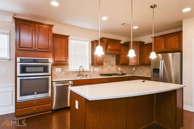 Foto del edificio - 717 Firefly Ct
