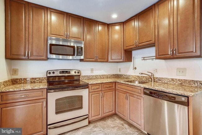 Foto del edificio - 510 Colecroft Ct