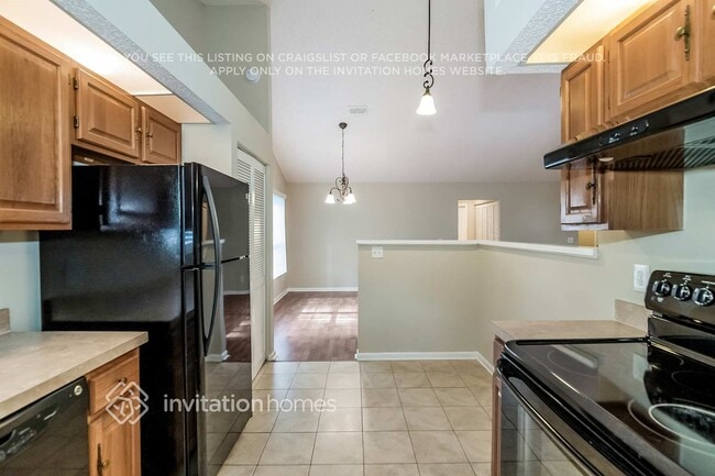 Foto del edificio - 4813 Wethersfield Pl W