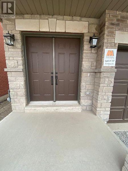 Photo du bâtiment - 212 Palace St