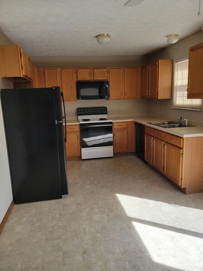 Foto del edificio - 482 Parkside Commons Ct