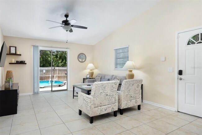 Foto del edificio - 6394 51st Ave N