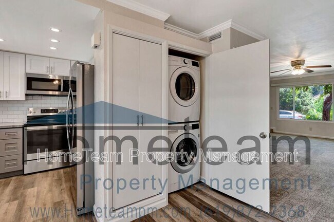 Building Photo - 3555 Monair Dr