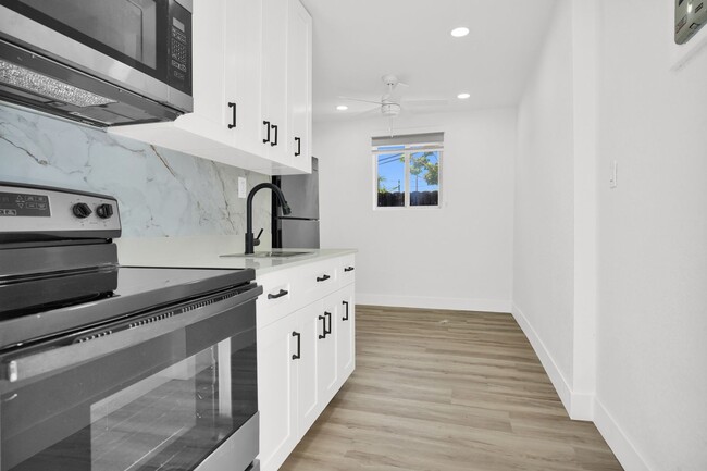 Photo - 210 Beacom Blvd Apartment