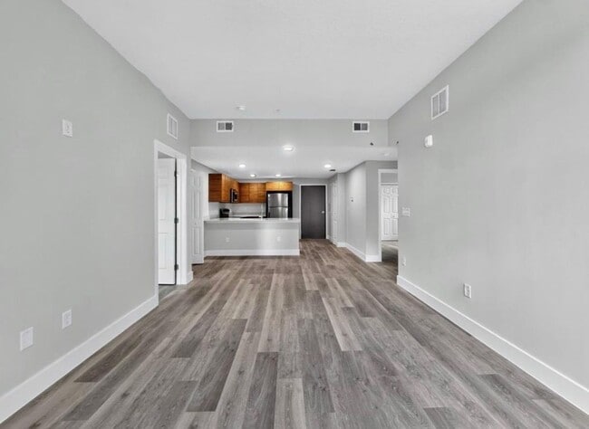Building Photo - 4424 S Texas Ave