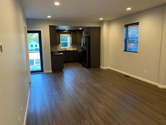 Kitchen area - 55 Woodhull Rd