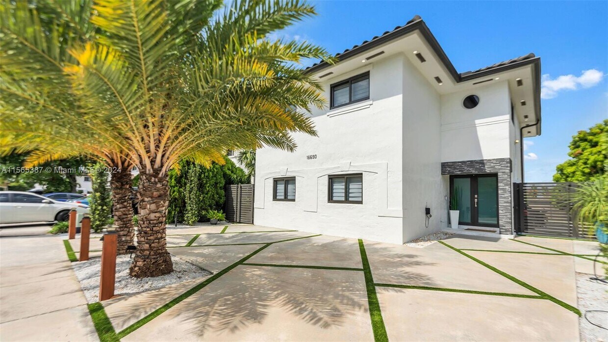 Primary Photo - 16690 SW 141st Ct