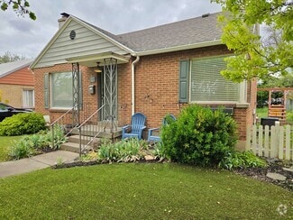 Building Photo - 1001 E Lorraine Dr