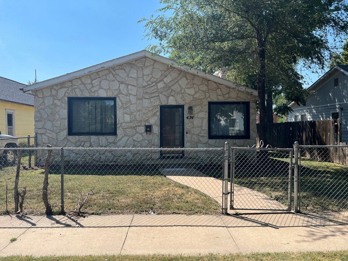 Foto principal - 434 S 11th St