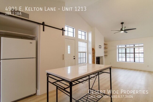 Building Photo - Rent reduced!!! Great 2 bedroom end unit u...